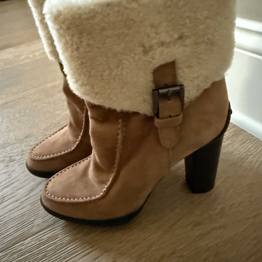 Tod's Brown Heeled Boots with Shearling Trim